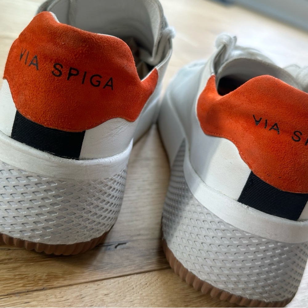 Via Spiga Men’s White Leather Sneakers Orange Suede Heel – Size 9 GUC
